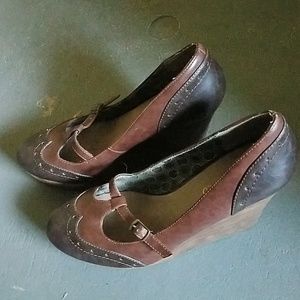 Size 11 platform wedge heel
